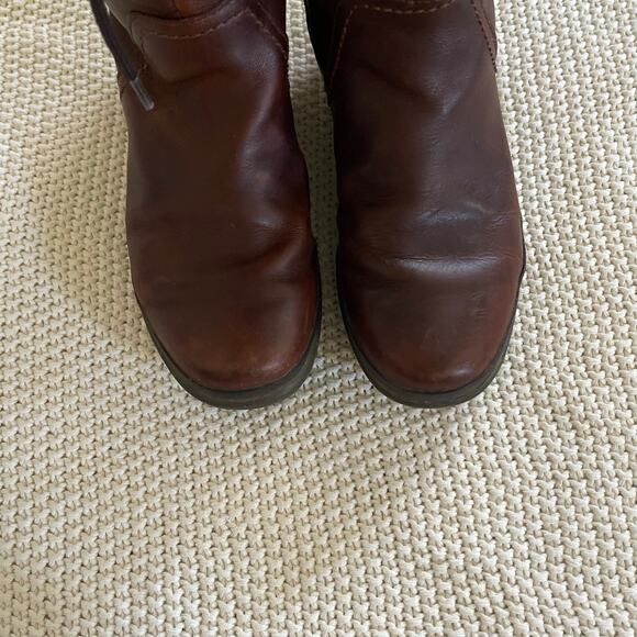 UGG Elsa Waterproof Leather Boots Size 5 - Picture 11 of 11